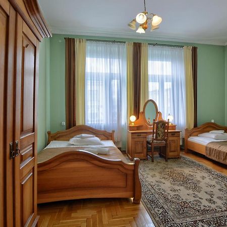 Hotel Jagiellonski Санок Екстериор снимка